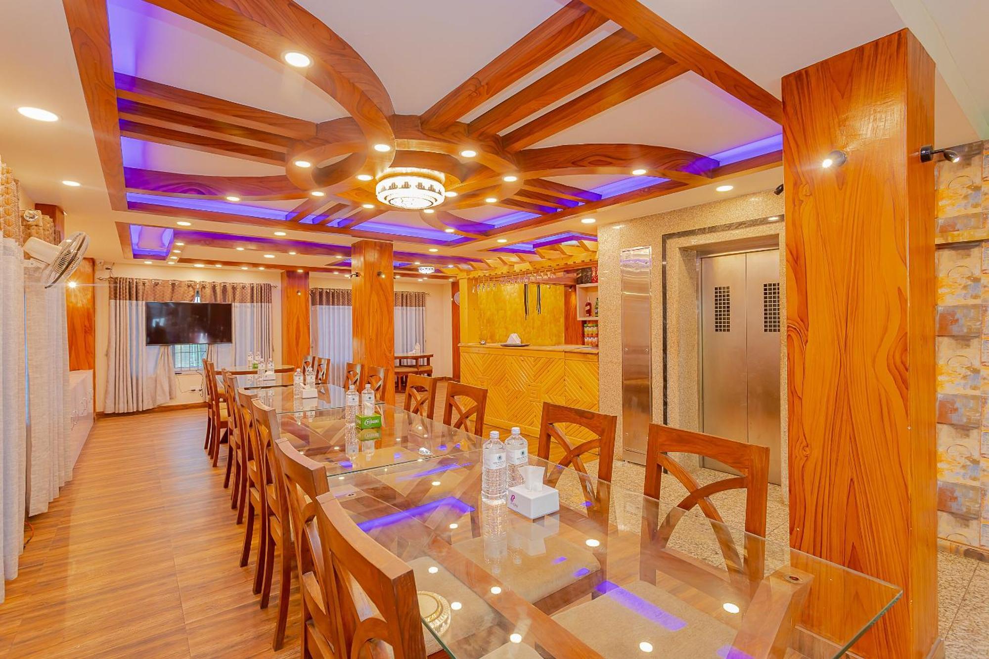 Oyo 799 Hotel Tik Tok Pvt Ltd. Kathmandu Luaran gambar